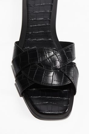 H&M Sandalen mit Flechtriemen - Schwarz