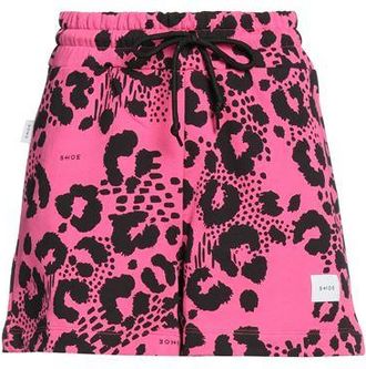 Shoe BOTTOMWEAR - Shorts & Bermuda Shorts sur YOOX.COM
