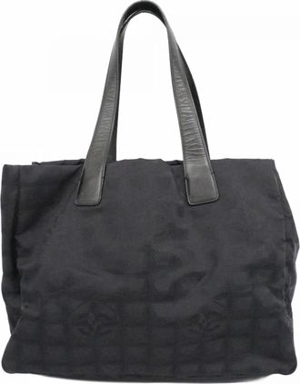 Chanel Black Nylon Tote Bag (Pre-Owned)