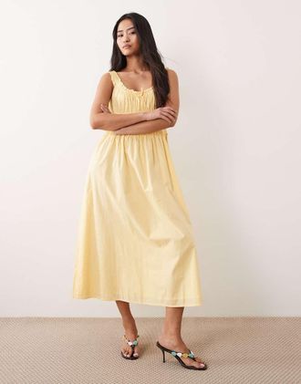 Nobody's Child Ariel - Vestito midi in cotone giallo burro con corpino arricciato e finiture con volant