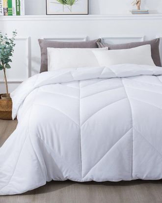 St. James Home Chevron Stitch Down Alt Comforter