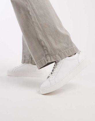Asos Sneakers stringate in pelle bianche con dettaglio grigio sul tallone-Bianco