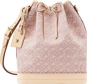 Louis Vuitton (WMNS) LOUIS VUITTON No&eacute; Monogram Embl&egrave;me Rose Ruban M28714