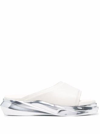 Alyx metallic-sole slides - women - Calf Leather/Rubber/Leather - 40 - Neutrals