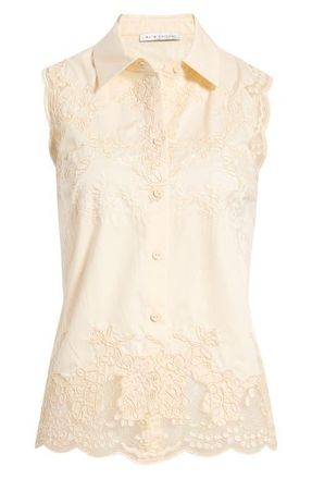 Elie Tahari The Ivy Lace Sleeveless Button-Up Shirt in Champagne at Nordstrom, Size X-Large