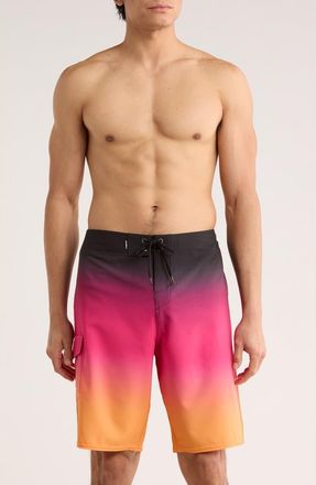 O'Neill Hyperfreak Divergent Water Resistant Swim Trunks in Fuchsia at Nordstrom Rack, Size 38