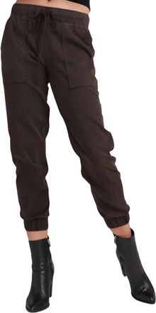 Bella Dahl Pocket Jogger In Quartz Brown