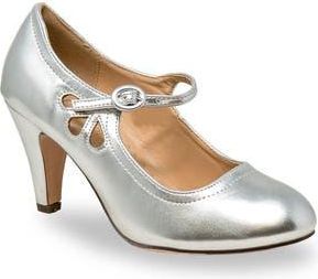 Chase + Chloe by Intouch Footwear Cutout Pump in Silver at Nordstrom Rack, Size 8.5