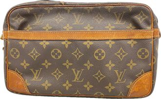 Louis Vuitton Brown Clutch Bag (Pre-Owned)