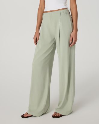 Vuori Clothing Villa Wideleg Trouser - Shorts | Sweet Pea | XS, Size Extra Small