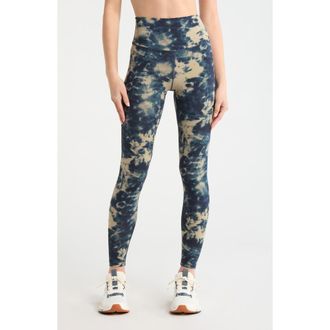 Lord & Taylor Print Sculpt Leggings in Silver Sage Shibori at Nordstrom, Size X-Small