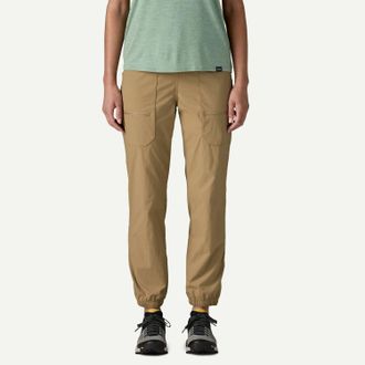 Patagonia Women Quandary Joggers In Classic Tan