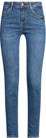 Guess BOTTOMWEAR - Jeans sur YOOX.COM