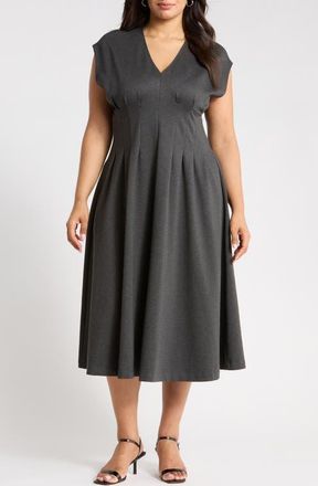 Nordstrom Seamed Ponte V-Neck Dress in Grey Dark Heather at Nordstrom, Size 1X