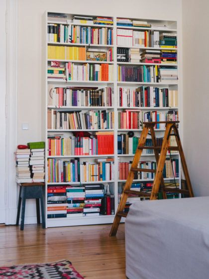 6 idee semplici per organizzare la tua libreria
