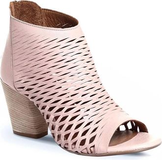 Bueno Womens Zola Heels In Pale Pink
