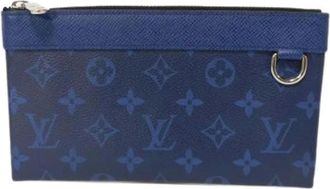 Louis Vuitton Pre-owned Clutches, male, Blue, Size: ONE SIZE Pre-owned Pochette Discovery PM Taiga Monogram Pouch