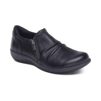 Aetrex Womens Katie Side Zip Slip-On Loafer In Black