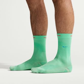 Nike Unisex Run Lightweight Running Crew Socks (1 Pair) in Green | IZ2745-300