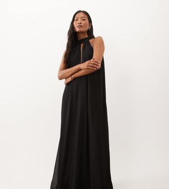 Lace & Beads Petite vestito maxi trapezio senza maniche con dettaglio collarino nero