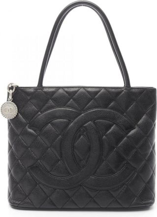 Chanel Black Leather Tote Bag (Pre-Owned)