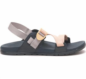 Chaco Womens Lowdown Sandal In Apricot Lilac