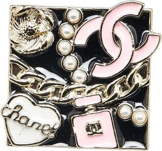 Chanel Pre-owned Jewellery, female, Multicolor, Size: ONE SIZE Pre-owned Decorative Embellished Brooch