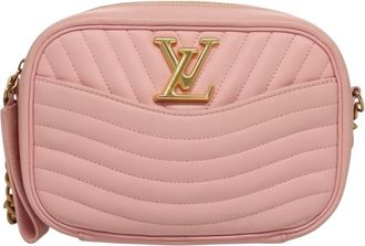 Louis Vuitton New Wave Camera Bag Quilted Leather Pink Leather Bag (Pre-Owned)