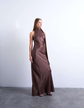 Topshop Vestito senza maniche allacciato al collo taglio sbieco in raso marrone