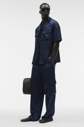 Alo | Satin Horizon Straight Leg Cargo Pants in Navy, Size: Medium