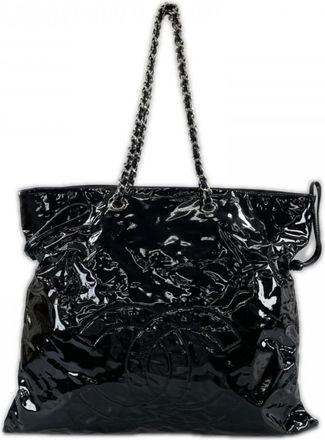 Chanel Black Patent Leather Tote Bag (Pre-Owned)