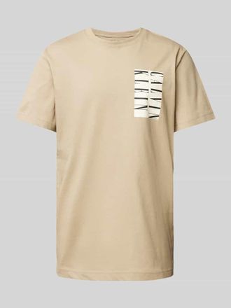 Calvin Klein Jeans T-Shirt mit Label-Print in Beige, Gr&ouml;&szlig;e XXL