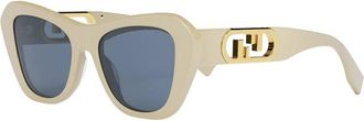 Fendi OLock Cat-eye Zonnebril - Dames - Zonnebrillen - Beige - ONE Size - Accessoires
