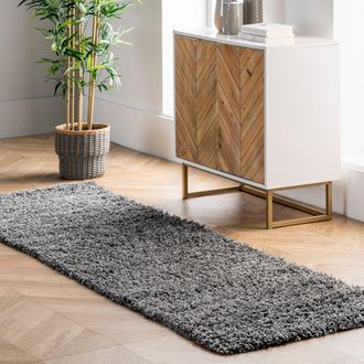 nuLOOM Marleen Plush Shag Area Rug