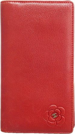Chanel Red Color Leather Long Wallet (Bi-Fold) (Pre-Owned)