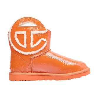 UGG Winter Boots, female, Orange, Size: 4 US Logo Mini Crinkle