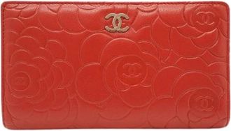 Chanel Pre-owned Camellia Embossed Lamsleer Bifold Lange Portemonnee - Dames - Vintage Accessoires - Rood - ONE Size - Leer - Vintage