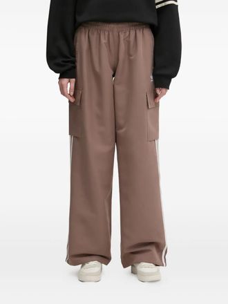 adidas 3-Stripes trainingsbroek met logo - Bruin