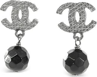 Chanel 2014 CC Silver Plated Bead Drop Push Back Earrings costume earrings - Zwart