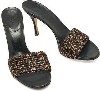 Gucci Sandali a punta aperta con dettaglio GG - Nero