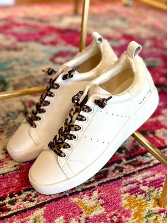 Vintage Havana Womens Meadow Leather Sneakers In White