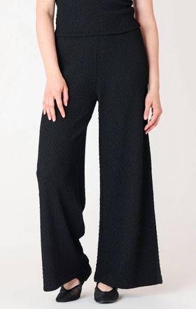 Dex Clothing Textured Wide Leg Pant In Black