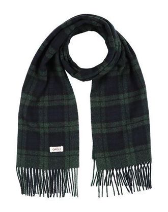 Dr&ocirc;le de Monsieur Scarves