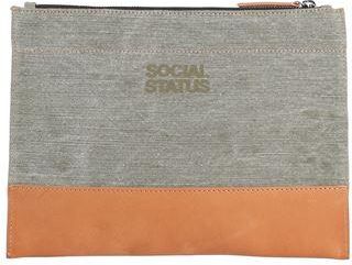 A.P.C. BOLSOS - Pochette en YOOX.COM