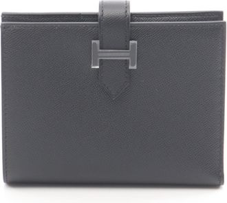 Herm&egrave;s Black Leather Wallet (Bi-Fold) (Pre-Owned)
