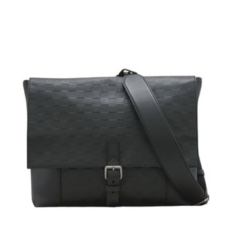 Louis Vuitton Black Leather Shoulder Bag (Pre-Owned)