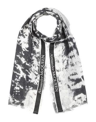 Alexander McQueen ACCESSORI - Sciarpe su YOOX.COM