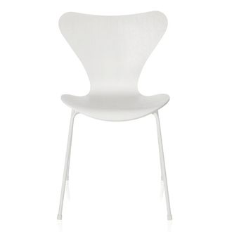 Fritz Hansen Serie 7 Stuhl, Monochrom weiss / Esche weiss gef&auml;rbt