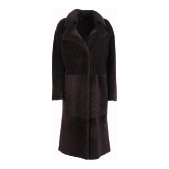 DIEGO M Cappotto in montone nappato con inserti laserati sul collo - Heren - Mantel - Bruin - S - Jassen