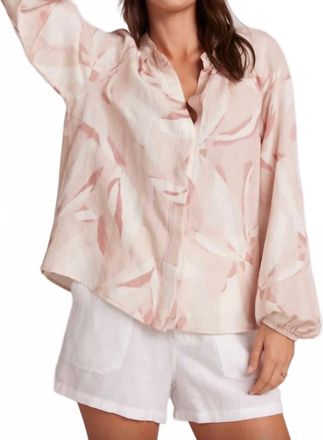 Bella Dahl Long Sleeve Shirred Raglan Shirt In Fresco Floral Print